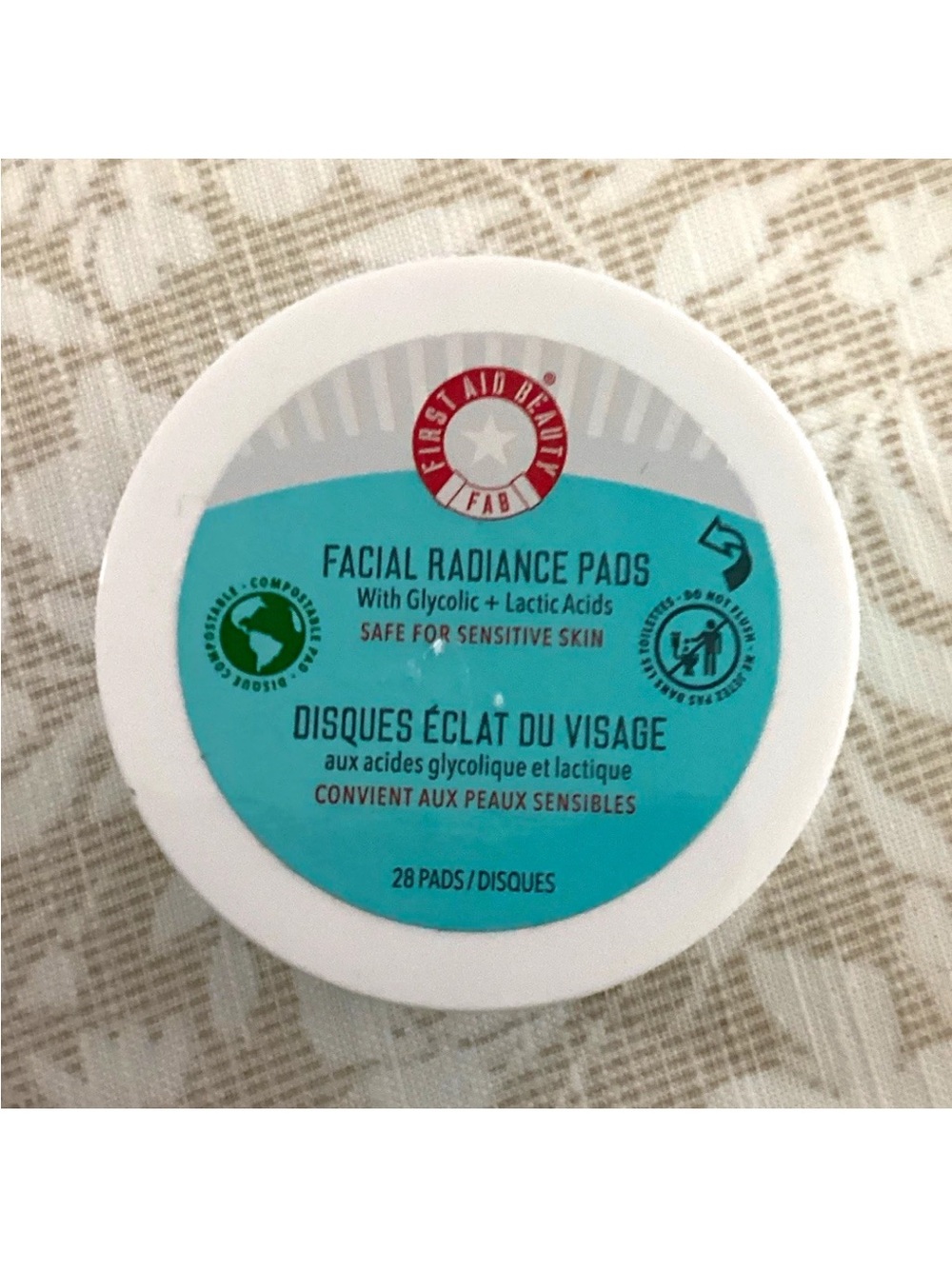 First Aid Beauty Facial Radiance Pads โ Aqua Blue Exfoliating Pads